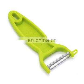 Kitchen Accessory Green Plastic Handle Sharp Blade Vegetable Potato Peeler