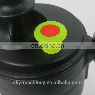 2L Hand Pump Home Style Cleaning Atomizer Water Sprayer for Hydroponic photo-3