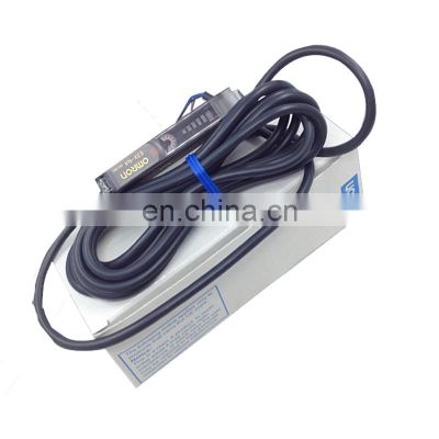 NEW original Omron Fiber optic amplifier fiber optic sensor omron e32 E3X-DA11-S E3XDA11S