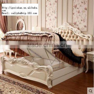 Luxury Carved Bed European Design Made in China photo-3