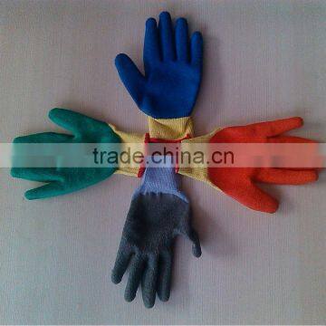 Anti-skiding garden gloves