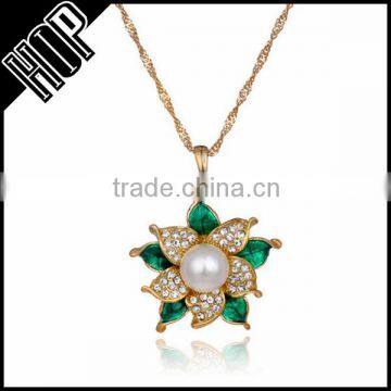 Best selling fashion metal gold plated green gem flower pendant