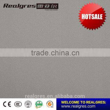 Popular factory price OEM porcelain polished glossy tile