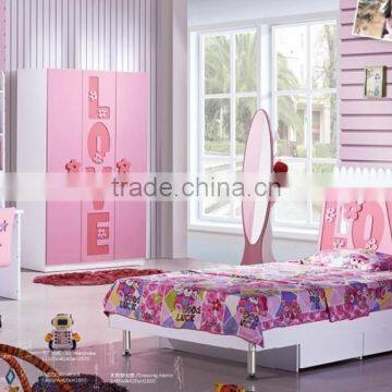 Lovely bedroom furniture 8103