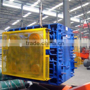 ceramic crusher machine made in China/four roller crusher with high quality