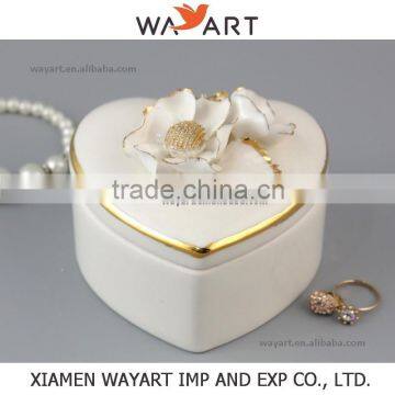 high quality heart shaped gold rim daisy flower trinket box