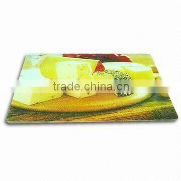 Tempered Glass Chopping Board with 3 to 5mm Thickness, Customized Sizes are Accepted