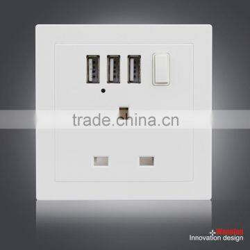 3 USB port and safety switch holesale UK electric wall socket