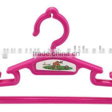 30cm plastic clothes hangers