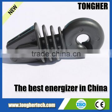 Electric fencing flat bar insulators/T post insulators factory HDPE material insulators