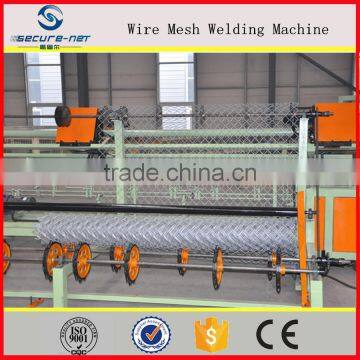 China chain link fencing machine