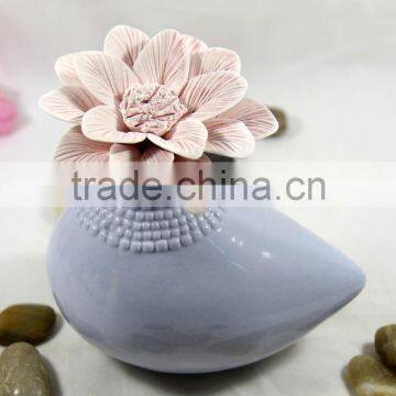 Natural Lavender Scented Plaster Flower Fragrance Diffuser With Ceramic Bottle photo-4