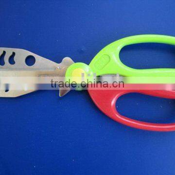 kitchen tomato scissors