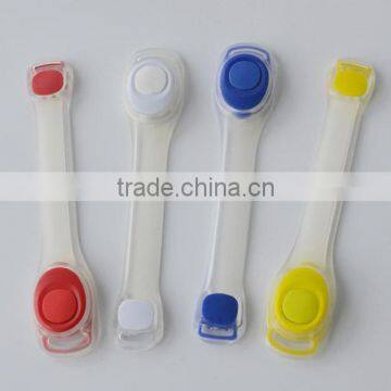 safety light armband,plastic flashing Safety Light Armband for promotion