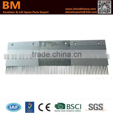 TR2602302,Escalator Comb Plate 214.2x207x25TxRight