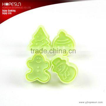 New design durable 4 piece christmas plastic cookie cutter set                        
                                                Quality Choice