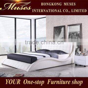 Modern fashion boutique leather bed SY10035