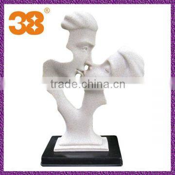 2013 fashion chinese wholesale modern human sculpture kiss love China modern sculpture