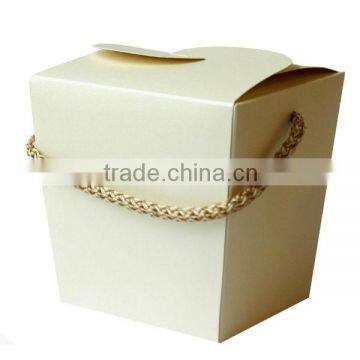 Customized take away Paper Noodle Boxes with Handle