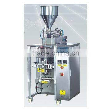 Automatic cooking oil pouch packing machine