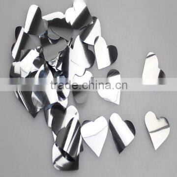 Foil heart confetti