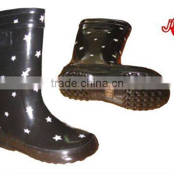 Fashion Rain Rubber Boots for Ladies and Children photo-5