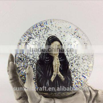 Wholesale Resin Skull Snow Globe Custom Snow Globe Manufacturers photo-2