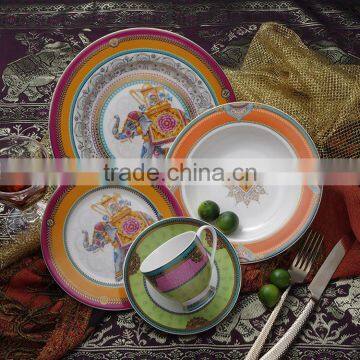 New Product Luxury 12" Gold Rim Bone China Charger Plates photo-6