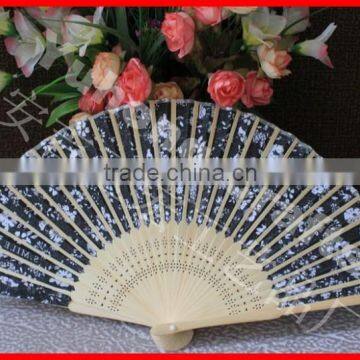Cheap Fabric Hand Fan With Bamboo Ribs for Promotion photo-2