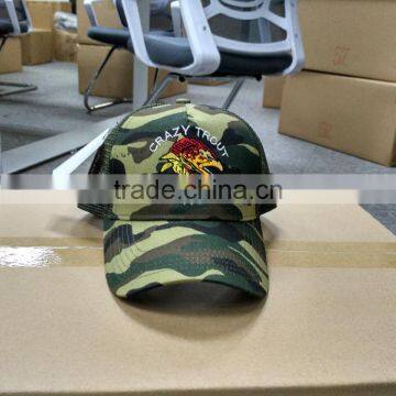 Wholesale custom 6 panel with flat embroidery cap crazy trout logo camo truker cap