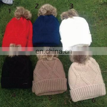 Wholesale Custom Women Winter Knitted Hats with top ball