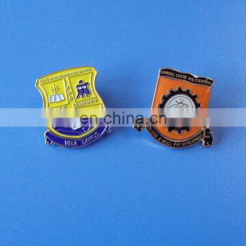 high quanlity university school logo customized special design soft enamel metal school badge with epoxy