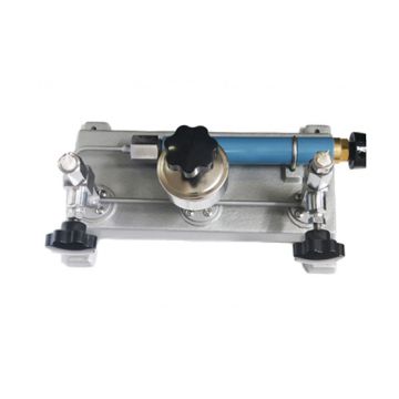 Portable Hydraulic Pressure Calibrator