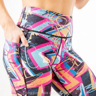 Woman's Plus Size Capris Activewear Exercise Leggings W/Designs&Digital&Mesh photo-5