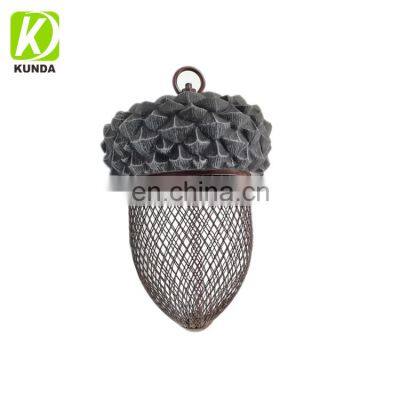 Amazon Hot Sale Garden Acorn Designed Metal Hanging Bird Feeder for Mixed Seeds