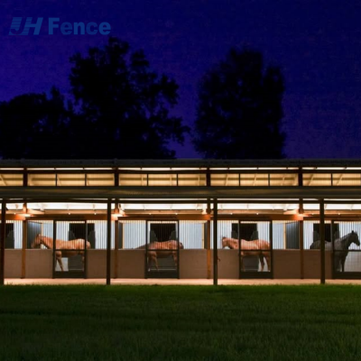 Custom Size Horse Stable With Galvanized Frame Weatherproof Outdoor Horse Shelter