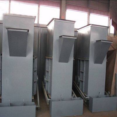 Lucky Cloud Bucket Elevator Ne50 Hopper Conveyor for Material Lifting, Bucket Elevator for Mining Areas, Customizable