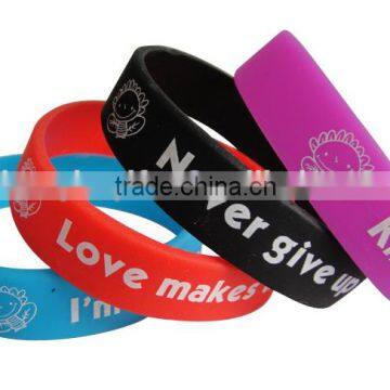 Factory direct sales eco-friendly newest fashion silicone bracelet