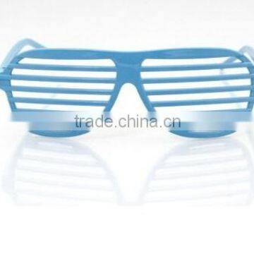 2015 Advertising Hot Slotted Sunglasses Made in China photo-2