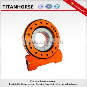 Titanhorse SE7 high backlash slewing drive for satellite tracking and mobile communication