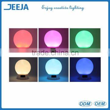 2016 trending products Portable Bluetooth Speaker Led Bulb Light