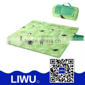 Usefull cheap Waterproof outdoor picnic mat target/wholesale tartan foldable rug/picnic blankets