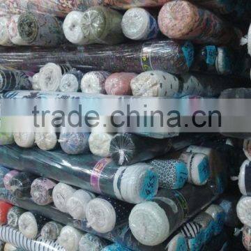 100% Rayon Fabric Very Soft Fashionalbe Design Printed Rayon Fabric for Dress Garment photo-3