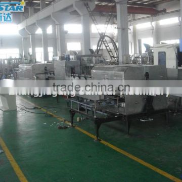 Automatic used glass bottle cleaning machine