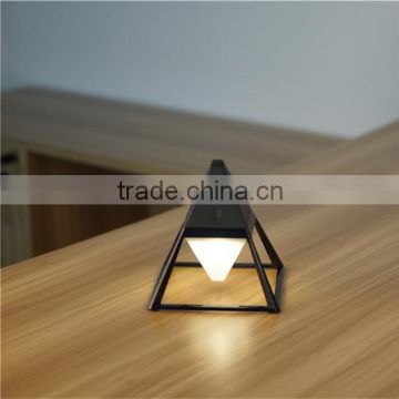 2017 January Amazon Selling rechargeable lamp / USB table lamp / Home table Lamp