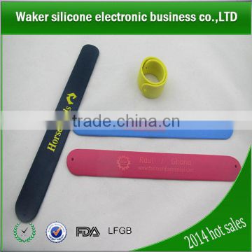 Hot promotional silicon slap band customized snap band