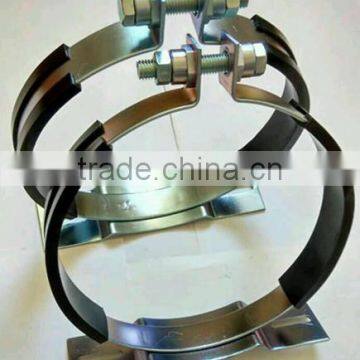 Galvanized saddle clamp for pipe