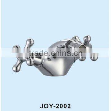 TWO HANDLEWHEEL BIDET FAUCET photo-2