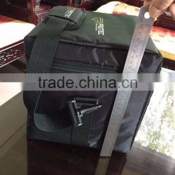 Customized Size Silk-screen Logo Insulating Effect Cooler Bag photo-3