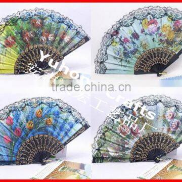 The existing handmade plastic hand fan